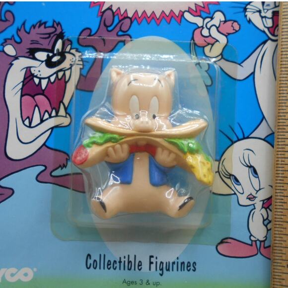 Vintage 1994 Porky Pig Lot: Looney Tunes Collectible Figure & Lip Balm - Picture 4 of 14